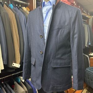 Milano Navy Pinstripe Blazer made in Italy cashmere zipper& buttons athletic cut